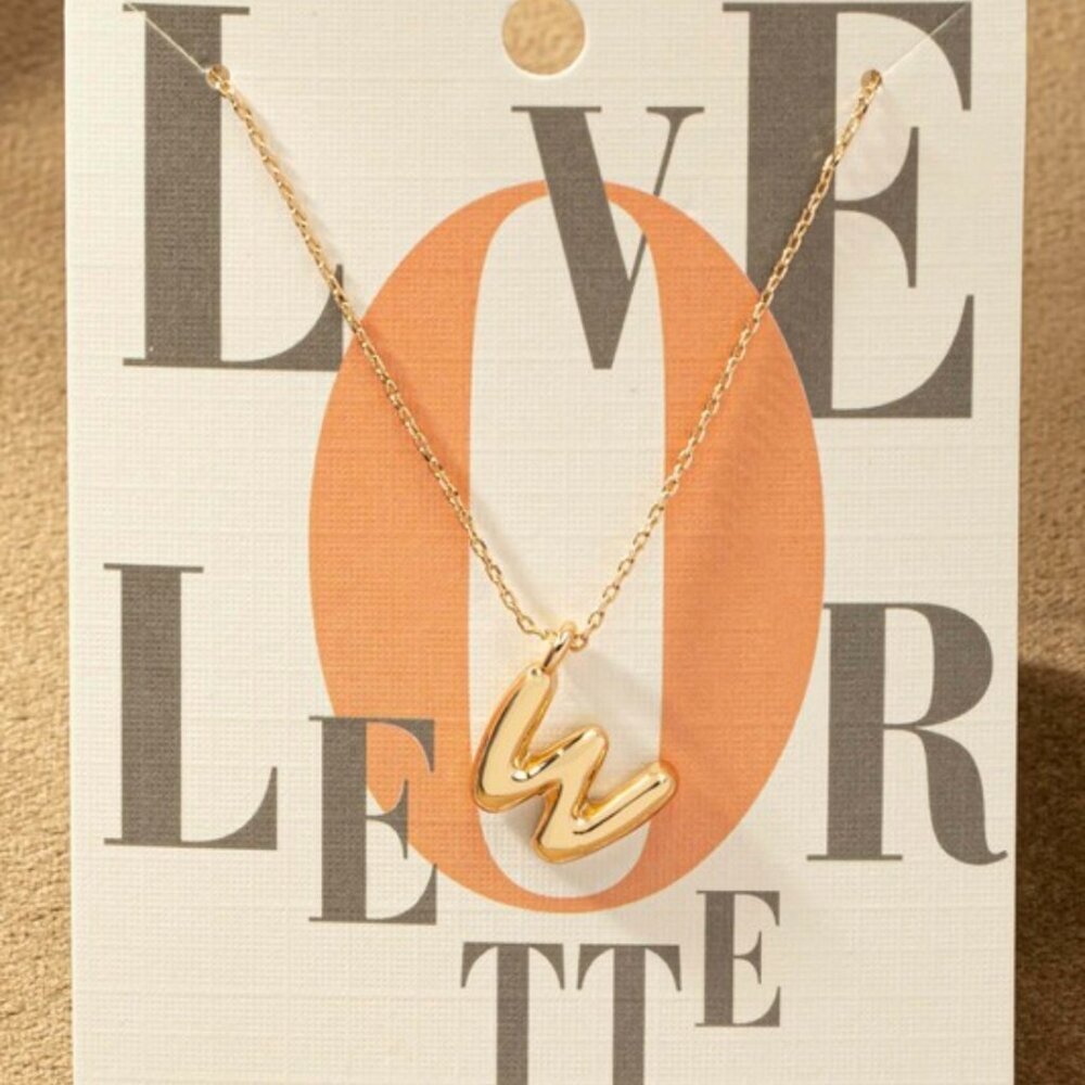 W BUBBLE LETTER NECKLACE